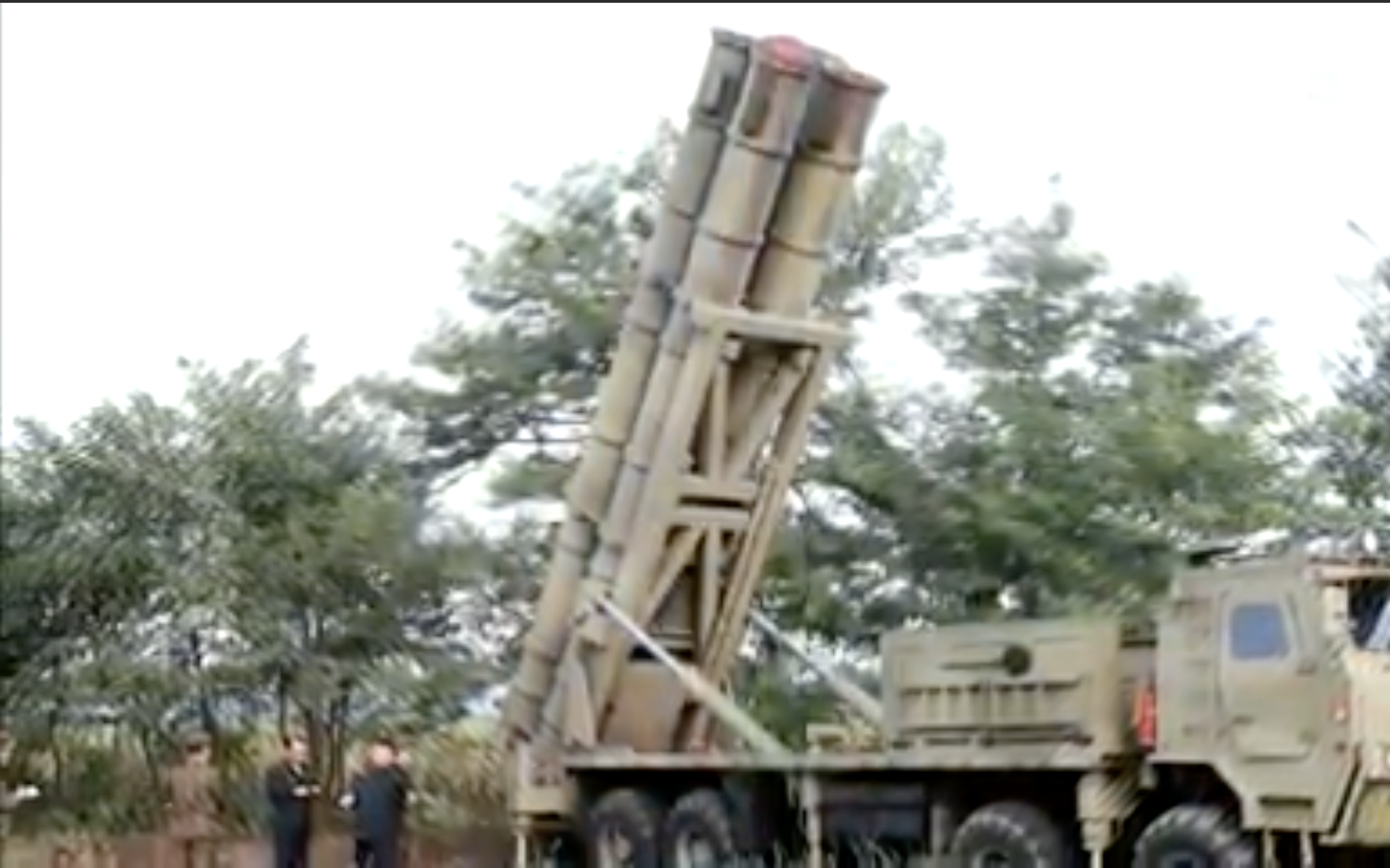 Corea del Norte dice que probó un lanzacohetes múltiple de gran calibre