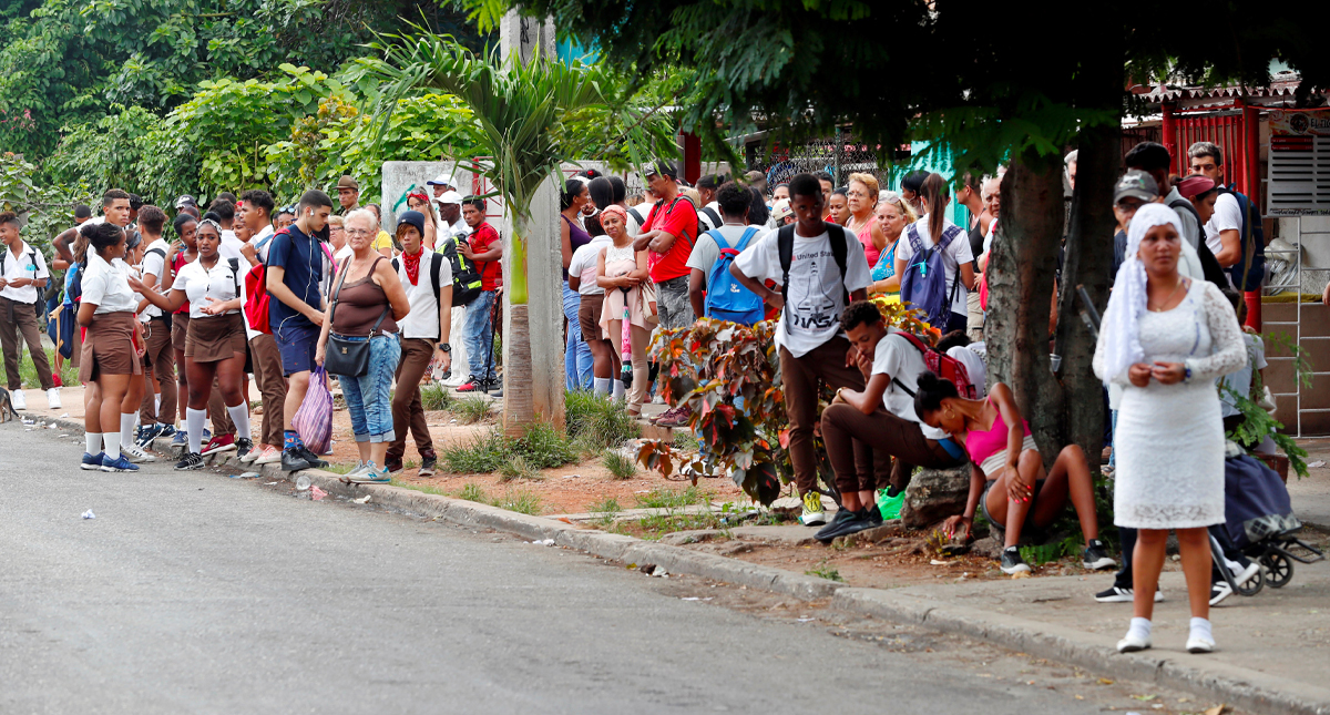 #Video Caos por falta de combustible en Cuba