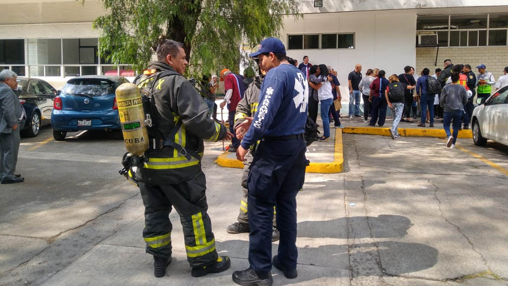 Evacuan Escuela de Medicina del IPN por derrame de químico