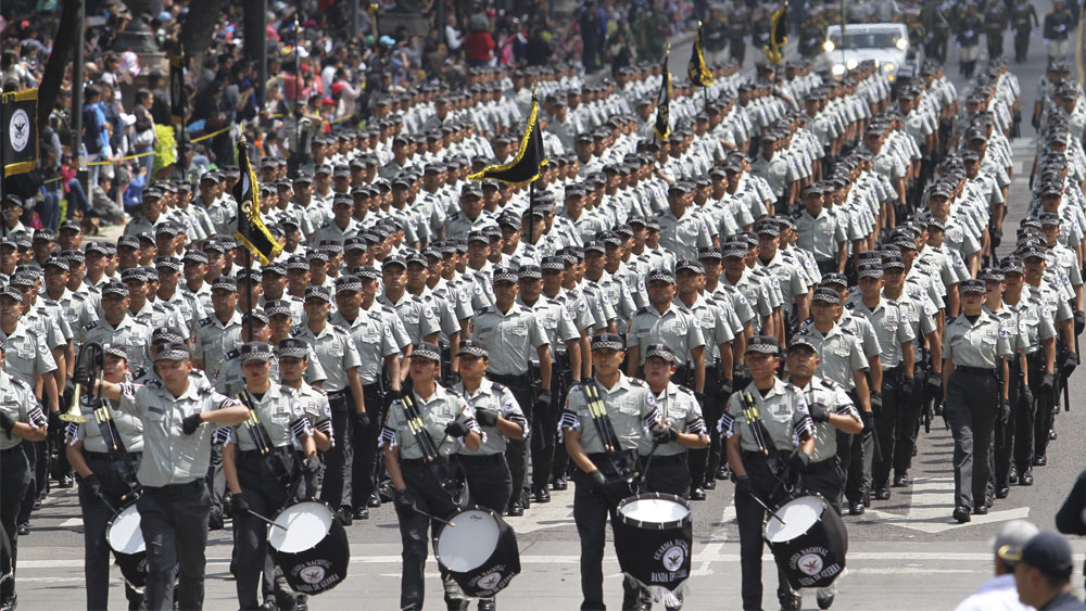 Desfile Militar representó las cuatro transformaciones de México