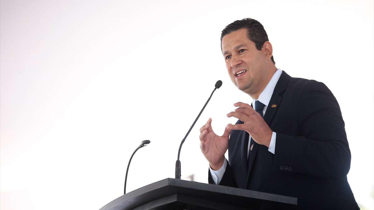 Morena se equivoca al promover desaparición de poderes en Guanajuato: Diego Sinhue