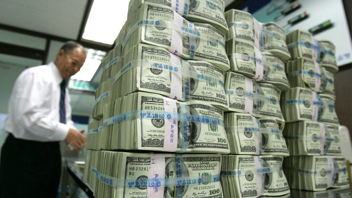 Dólar se estabiliza en Argentina en segundo día de control cambiario