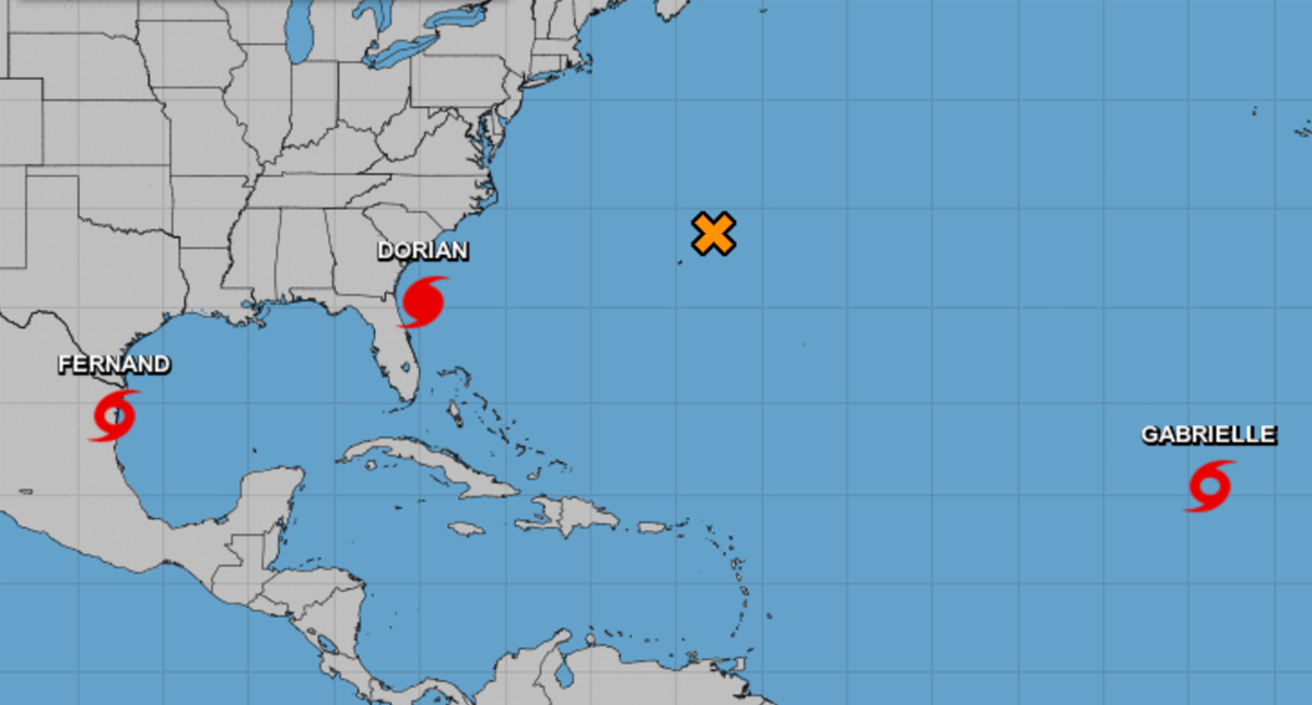 Ojo del huracán Dorian se encuentra al este de Jacksonville, Florida