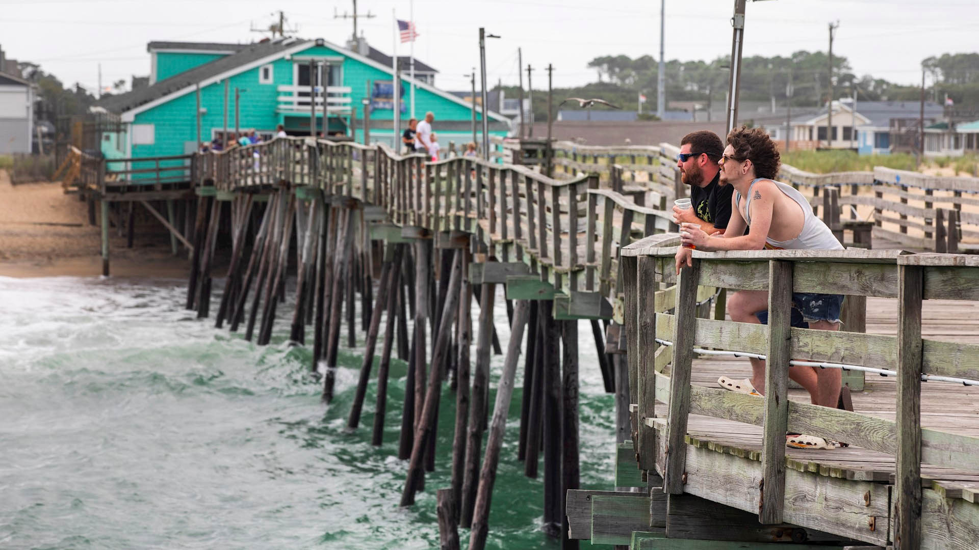 Ojo del huracán Dorian se ubica al sureste de Carolina del Sur