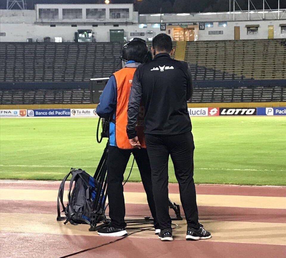 #Video Árbitros en Ecuador improvisan VAR  y generan polémica - eerd9udwsaufu9d