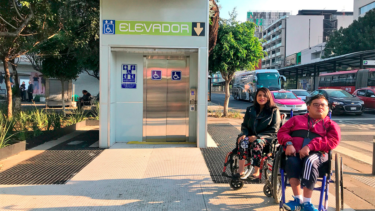 Multarán a quienes utilicen elevadores del Metro sin necesitarlo
