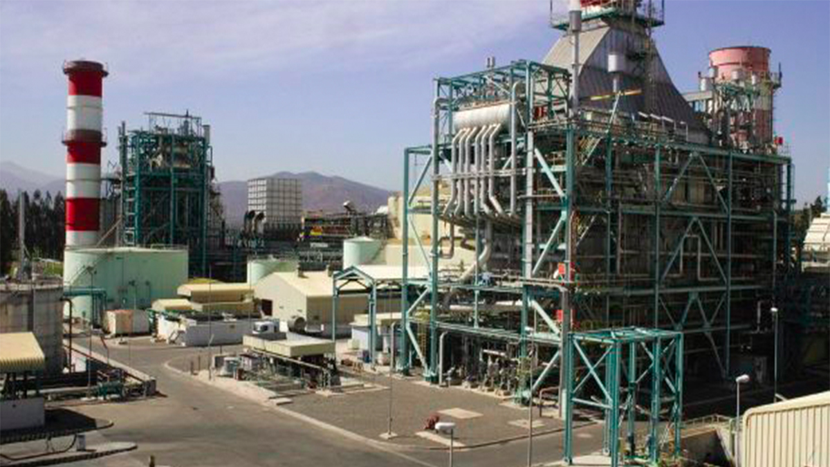 Empresarios piden certidumbre para invertir en el sector eléctrico