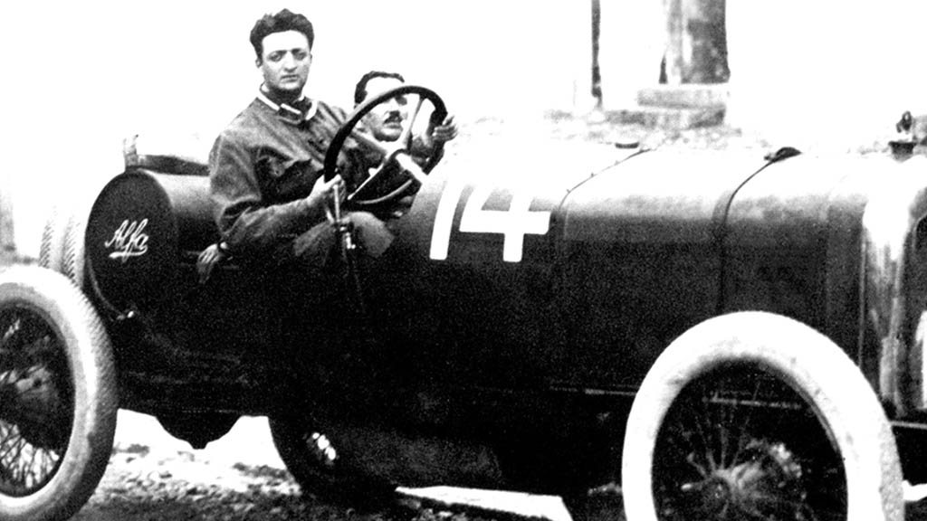 ¿De dónde viene el 'Cavallino Rampante' de Ferrari? - enzo-ferrari
