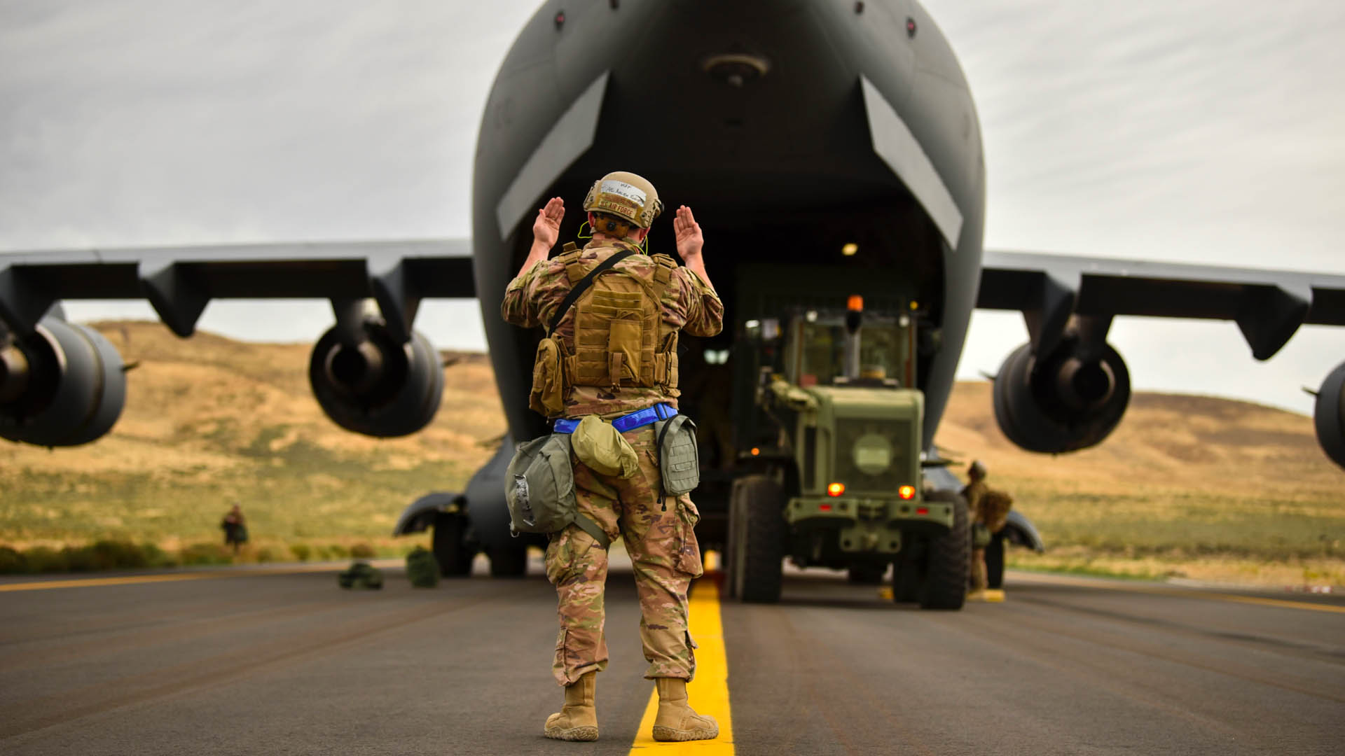 Estados Unidos enviará tropas a Arabia Saudita tras ataque a refinerías