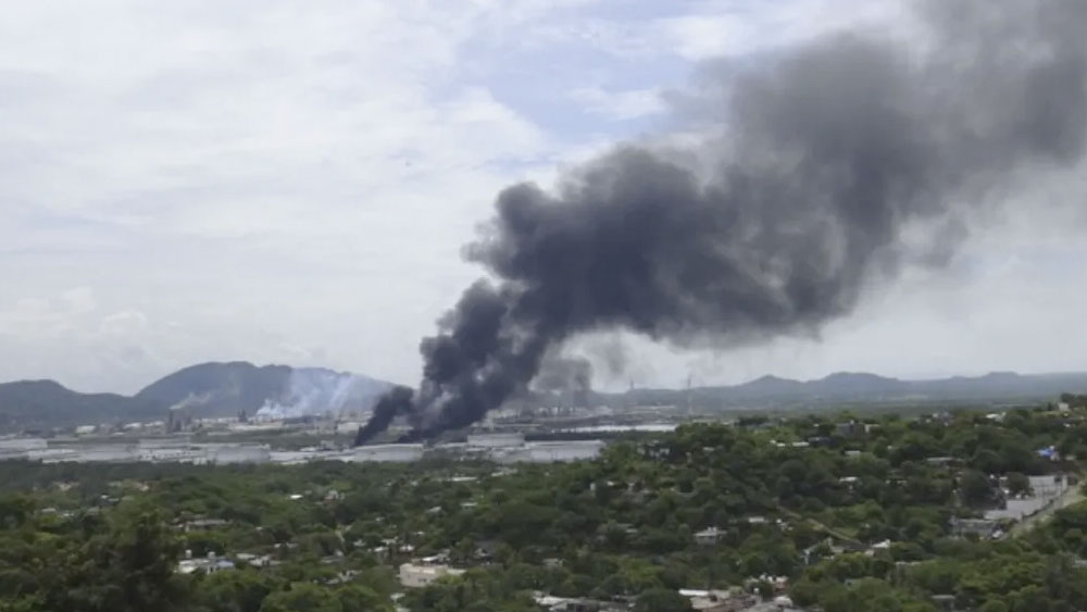 Explota tanque de diésel en refinería de Salina Cruz