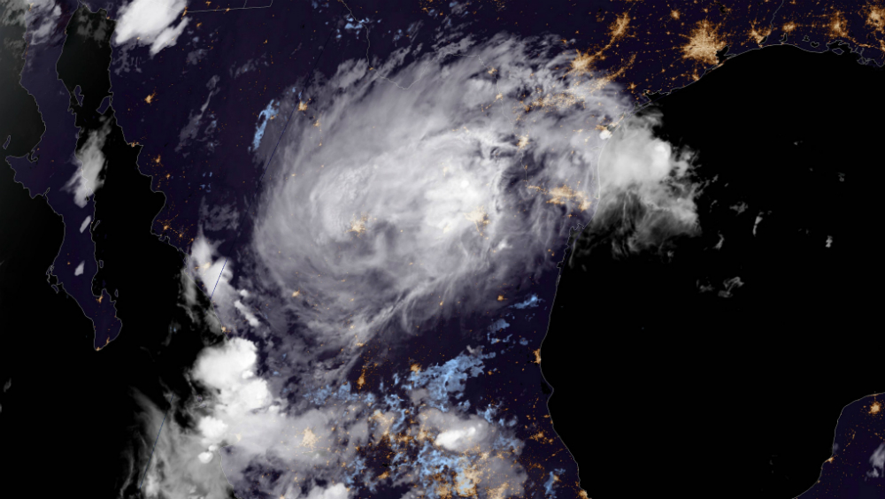 ‘Fernand’ se degrada a baja presión remanente; seguirán lluvias en NL y Tamaulipas ‘Fernand’ se degrada a baja presión remanente; seguirán lluvias en NL y Tamaulipas
