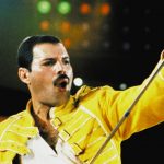 Subastan el piano y micrófono de Freddie Mercury
