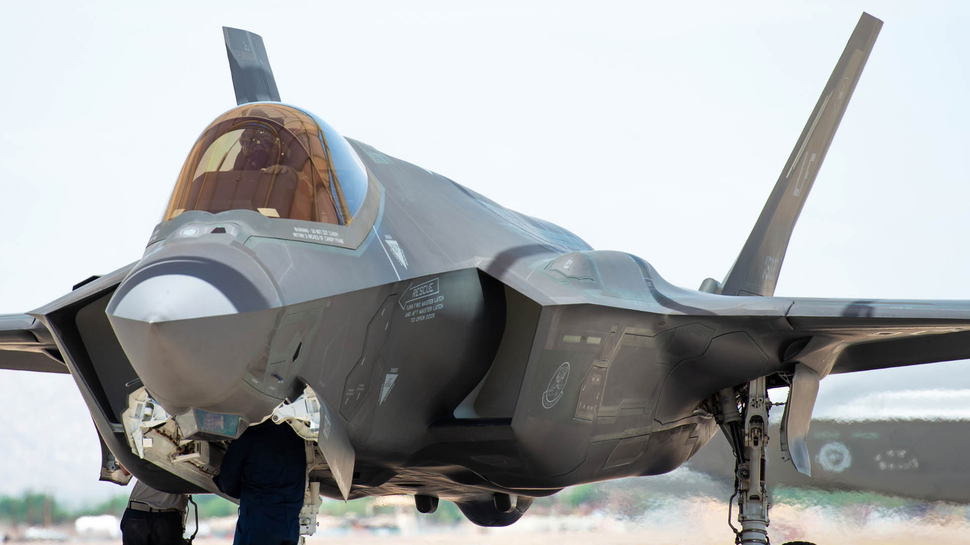 EE.UU. analiza opciones militares contra Irán tras ataque a refinerías