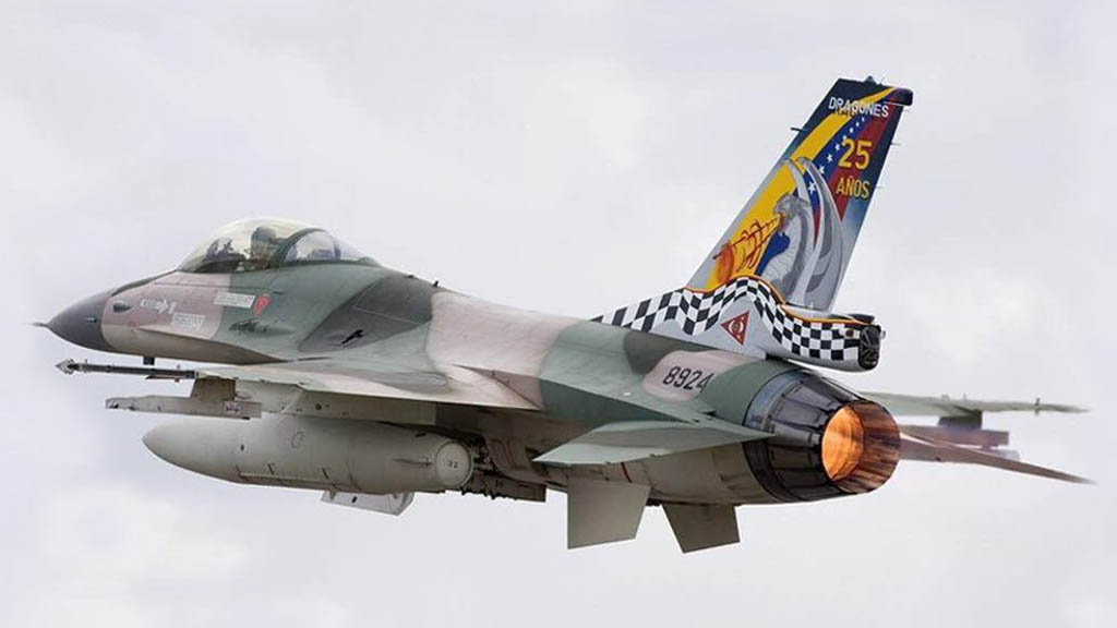 Mueren dos pilotos de combate de Venezuela tras accidente