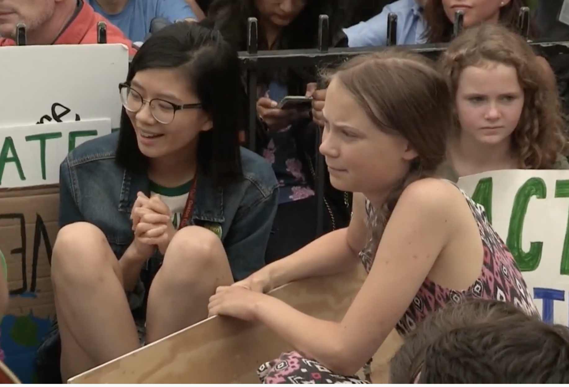 Greta Thunberg advierte frente a la Casa Blanca: “Nosotros continuaremos”