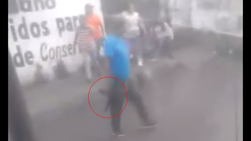 #Video Dispara subametralladora para dispersar riña en CDMX