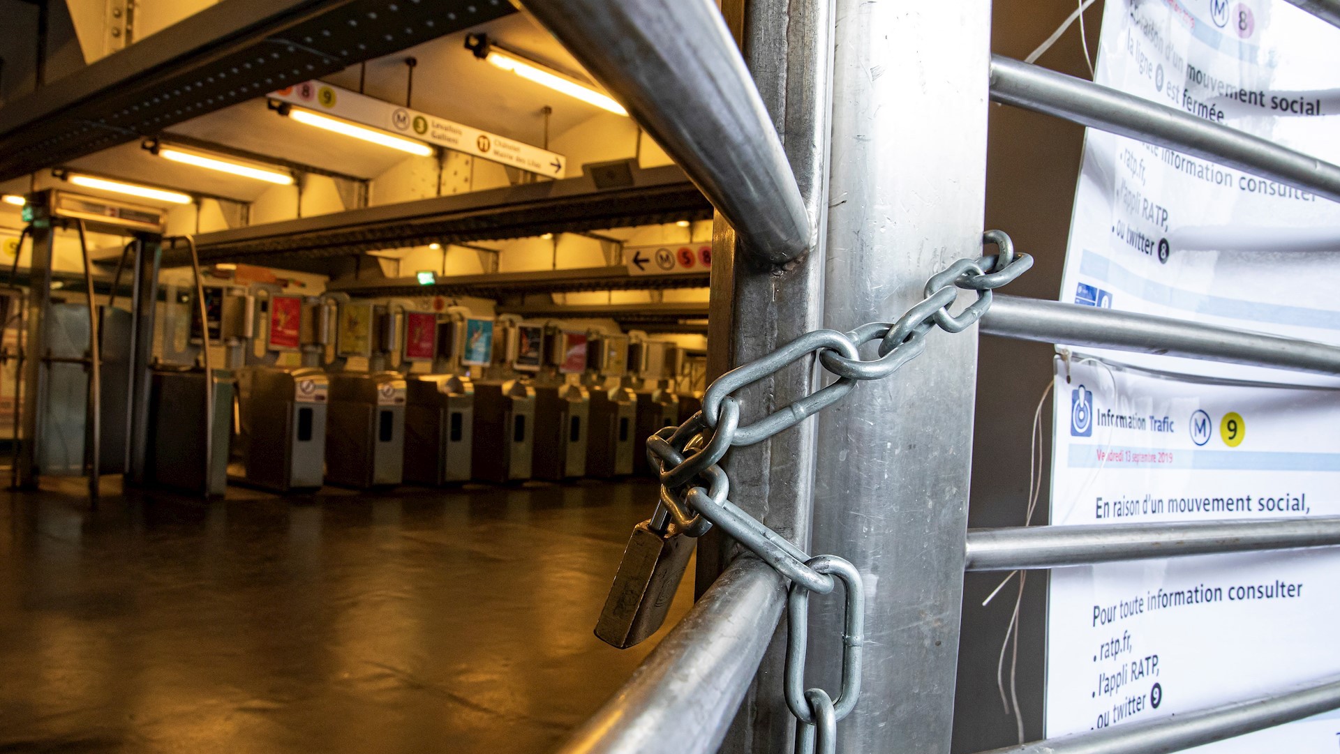 Caos en París por huelga masiva del transporte