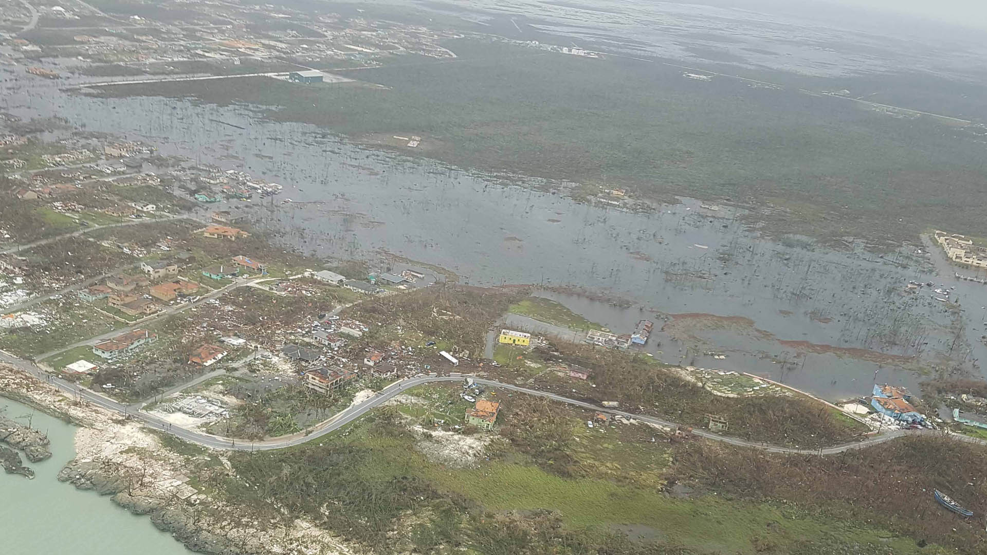 Dorian provoca la "peor catástrofe" en la historia de Bahamas - huracan-dorian-bahamas-danos-3