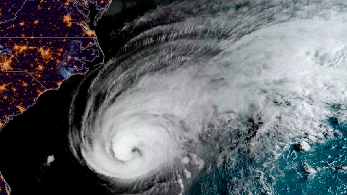 Huracán Humberto se fortalece a categoría 2 camino a Bermudas