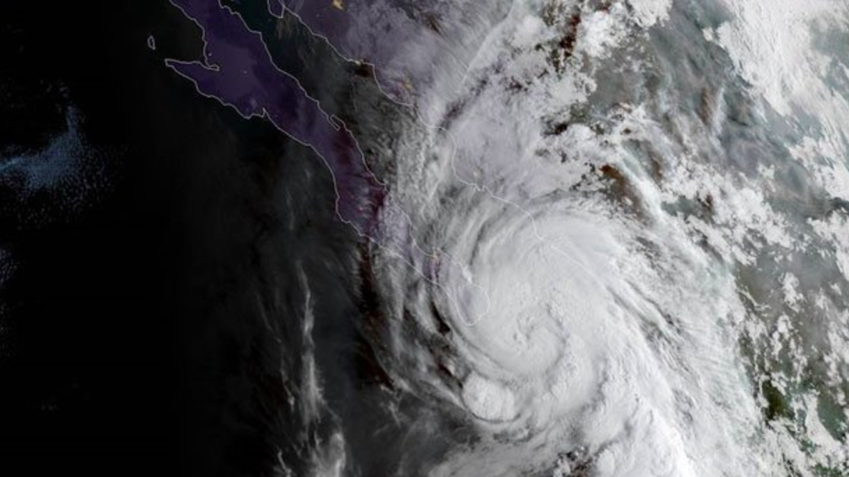 BCS en alerta por huracán Lorena