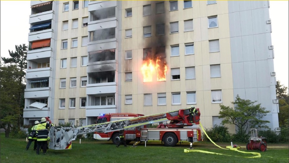 Patín eléctrico provoca incendio en edificio de Múnich