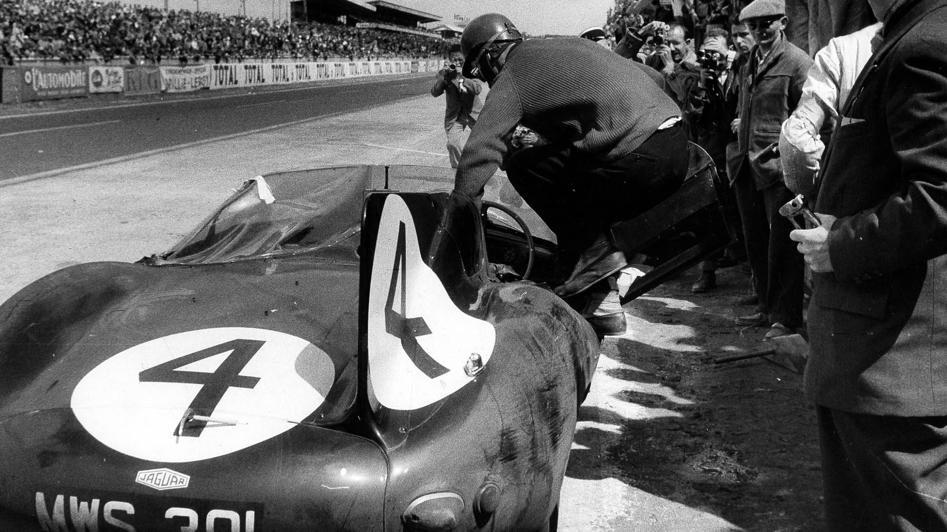 Siete autos emblemáticos de Le Mans - jaguar-d-type-le-mans-1956