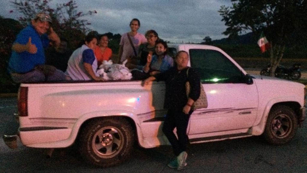 Roban camioneta de ‘Las Patronas’ en Córdoba