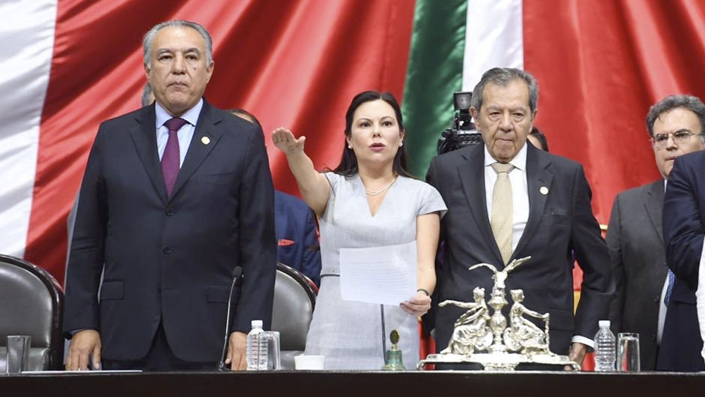 Laura Rojas reconoce la posición democrática de López Obrador