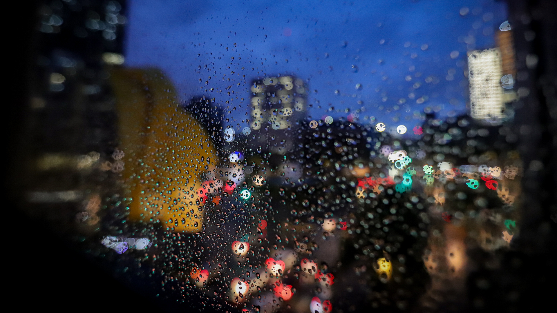 Lluvia provoca afectaciones en la Ciudad de México