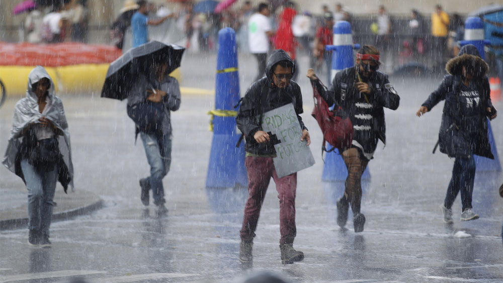 Primer frente frío de la temporada provocará lluvias en todo el país