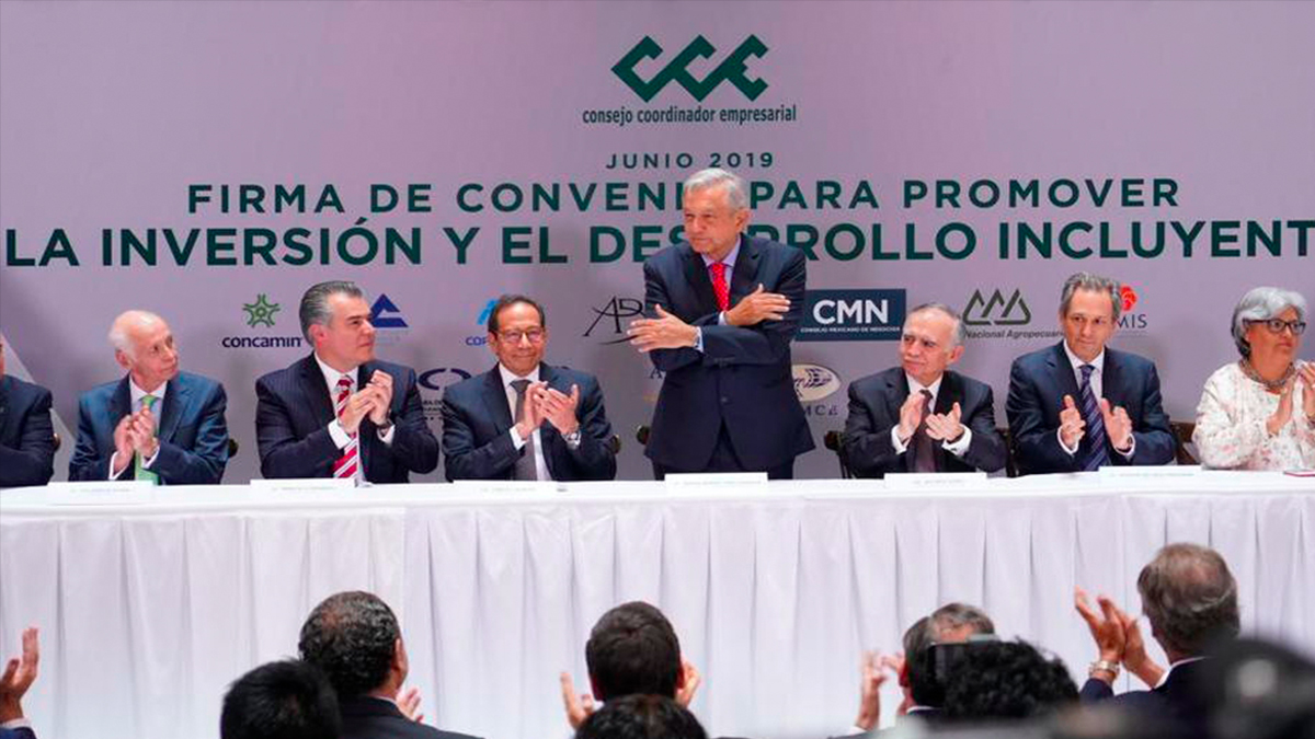 AMLO discute con empresarios inversión conjunta en infraestructura