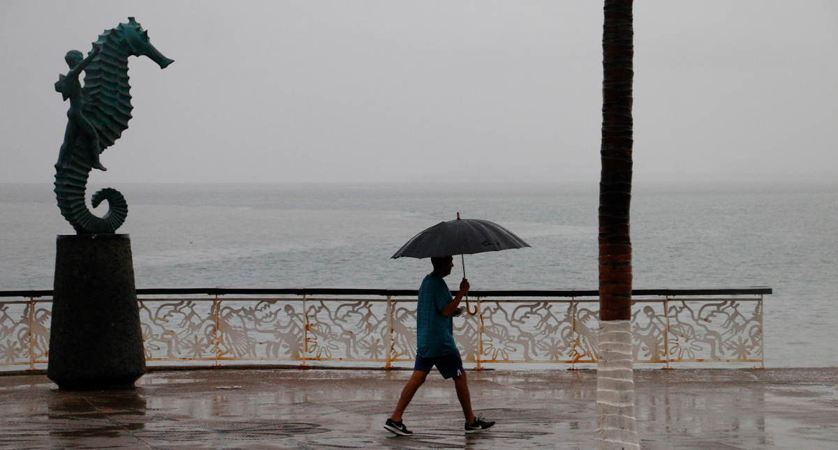 Lorena golpeará como huracán categoría 1 a Baja California Sur: SMN