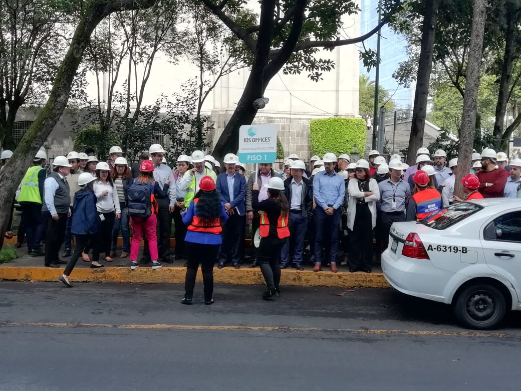 Millones de personas en todo el país participaron en Macrosimulacro - macrosimulacro-lomas-de-chapultepec-17