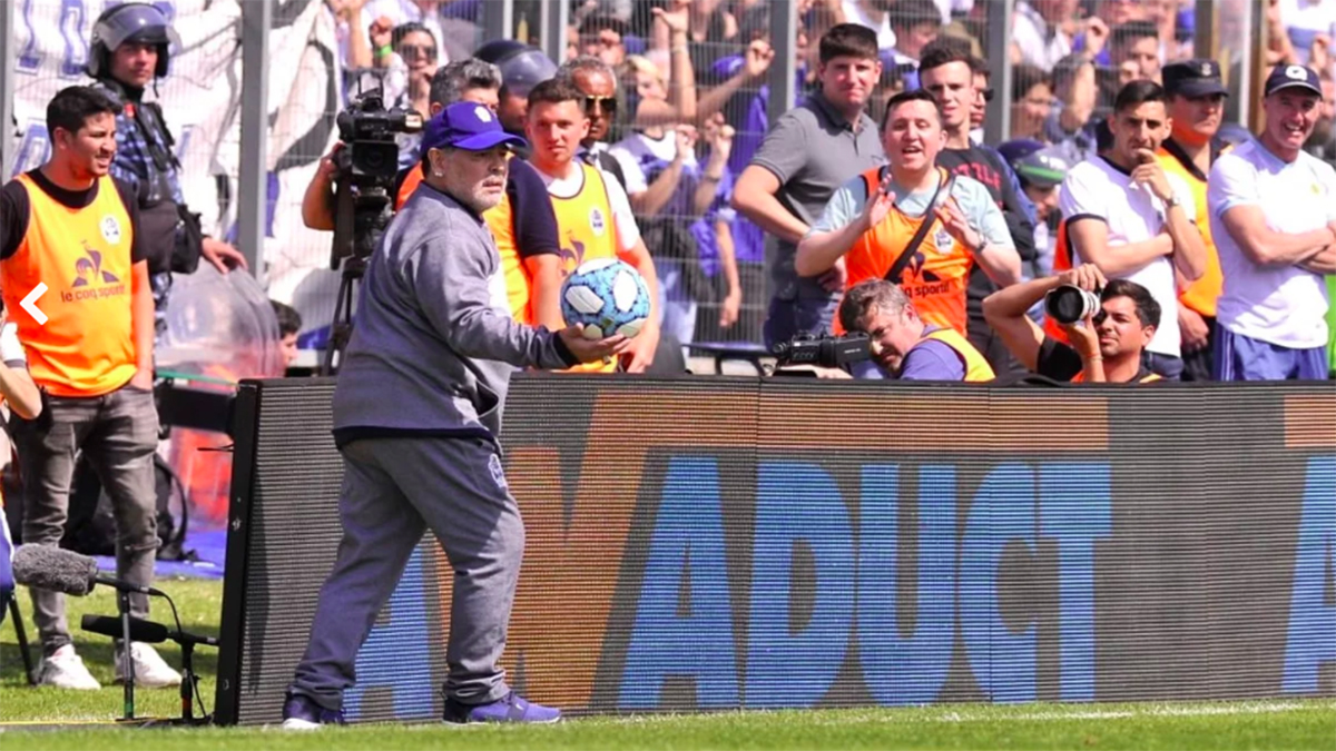 Gimnasia y Esgrima pierde en debut de Maradona como técnico