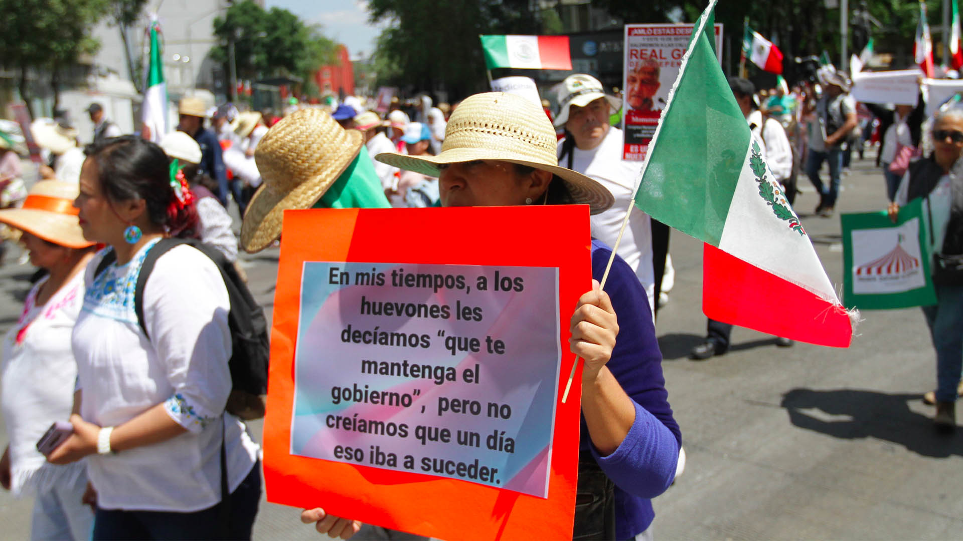 Ciudadanos marchan contra el gobierno de López Obrador - marcha-contra-andres-manuel-lopez-obrador-amlo-2