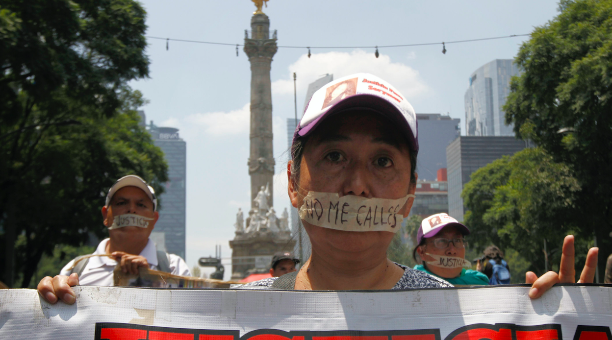Colectivos feministas realizan marcha del silencio por mujeres asesinadas Colectivos feministas realizan marcha del silencio por mujeres asesinadas