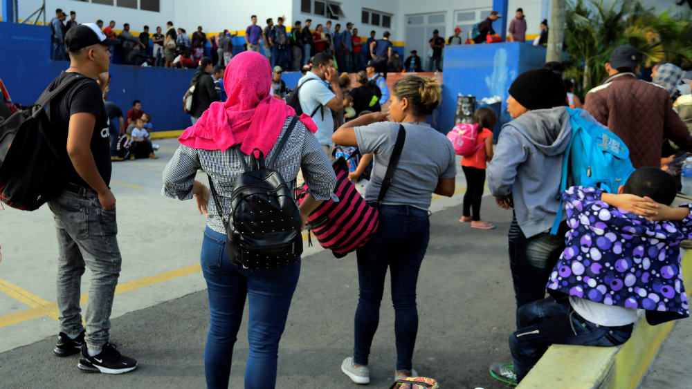 Ombudsman dice que Honduras no tiene condiciones para ser tercer país seguro