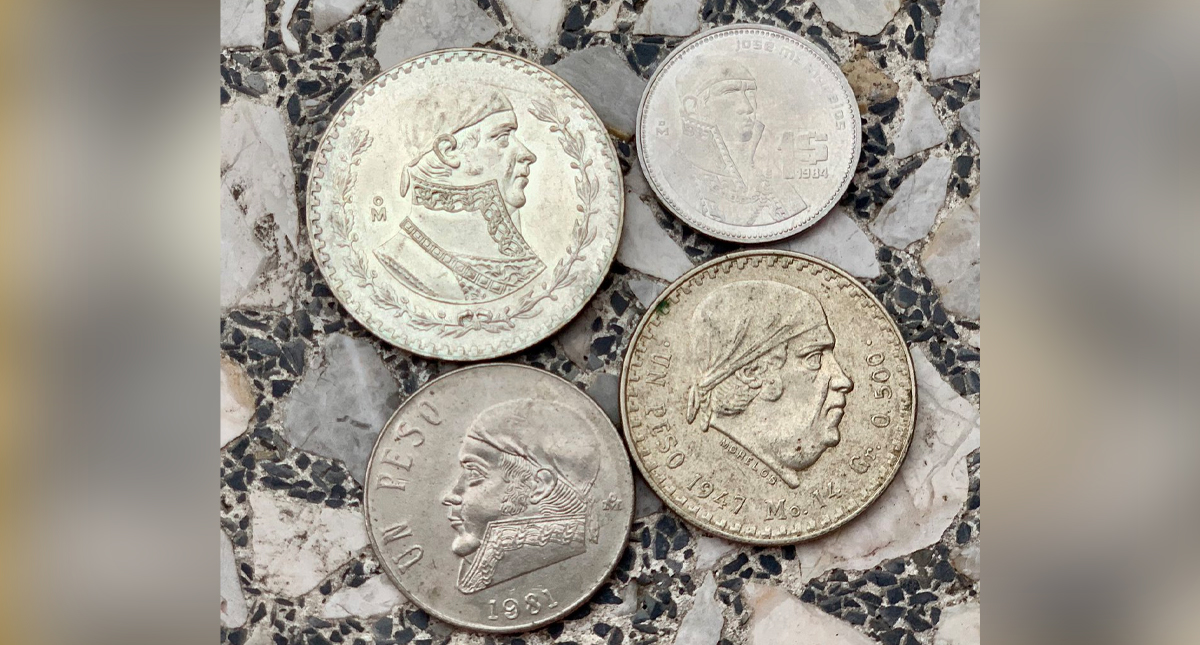 Landau celebra natalicio de Morelos con colección de monedas