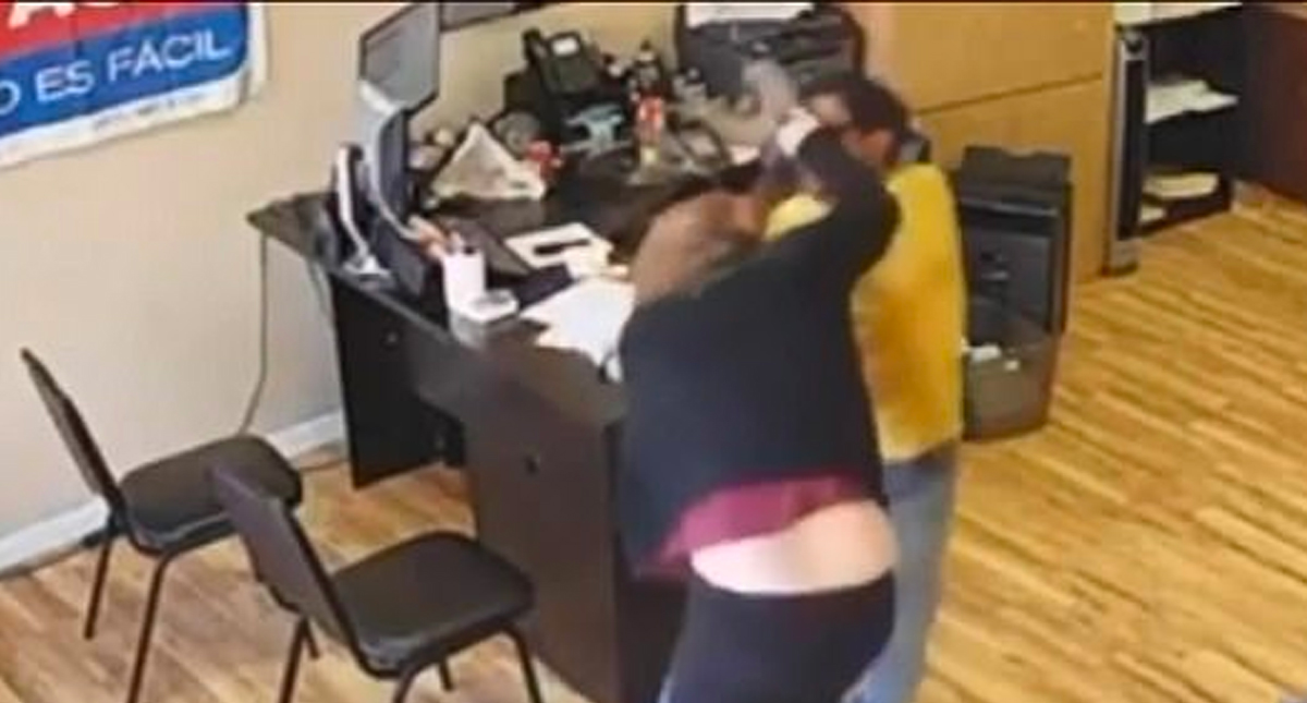 #Video Mujer enfrenta a ladrón armado en California