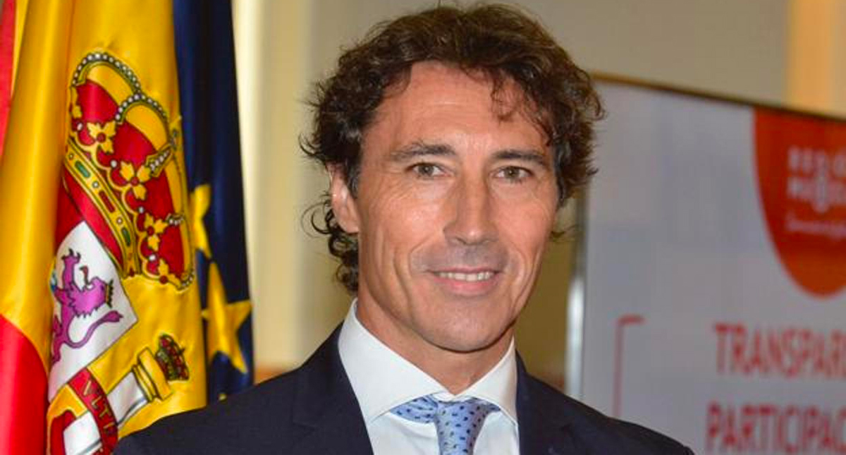 Cesan a director de emergencias en España por ir al teatro durante inundaciones