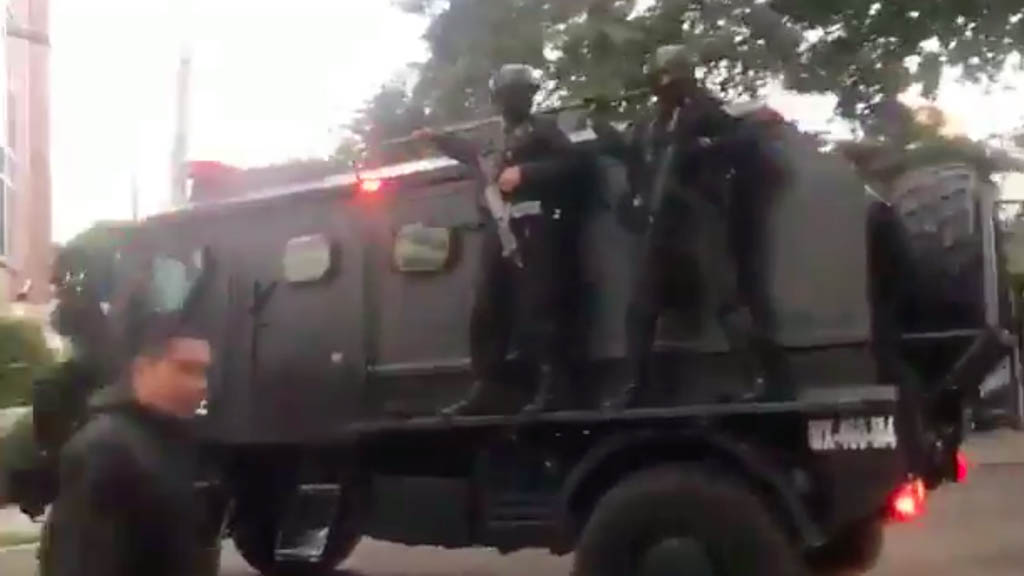 Operativo contra delitos financieros en la Nápoles deja más de 30 detenidos