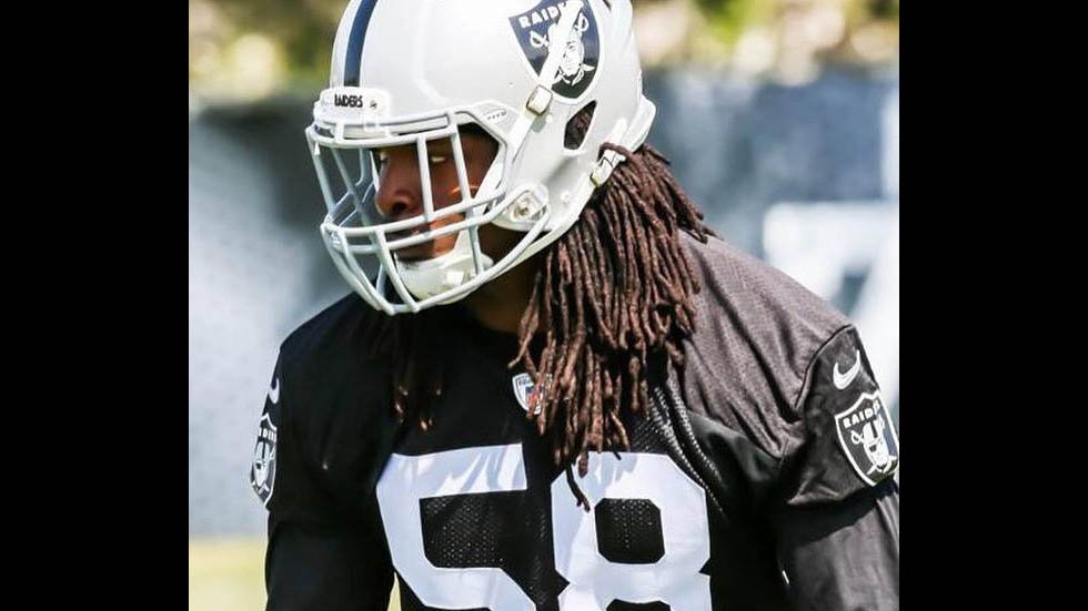 Muere exjugador de los Raiders tras un año en coma