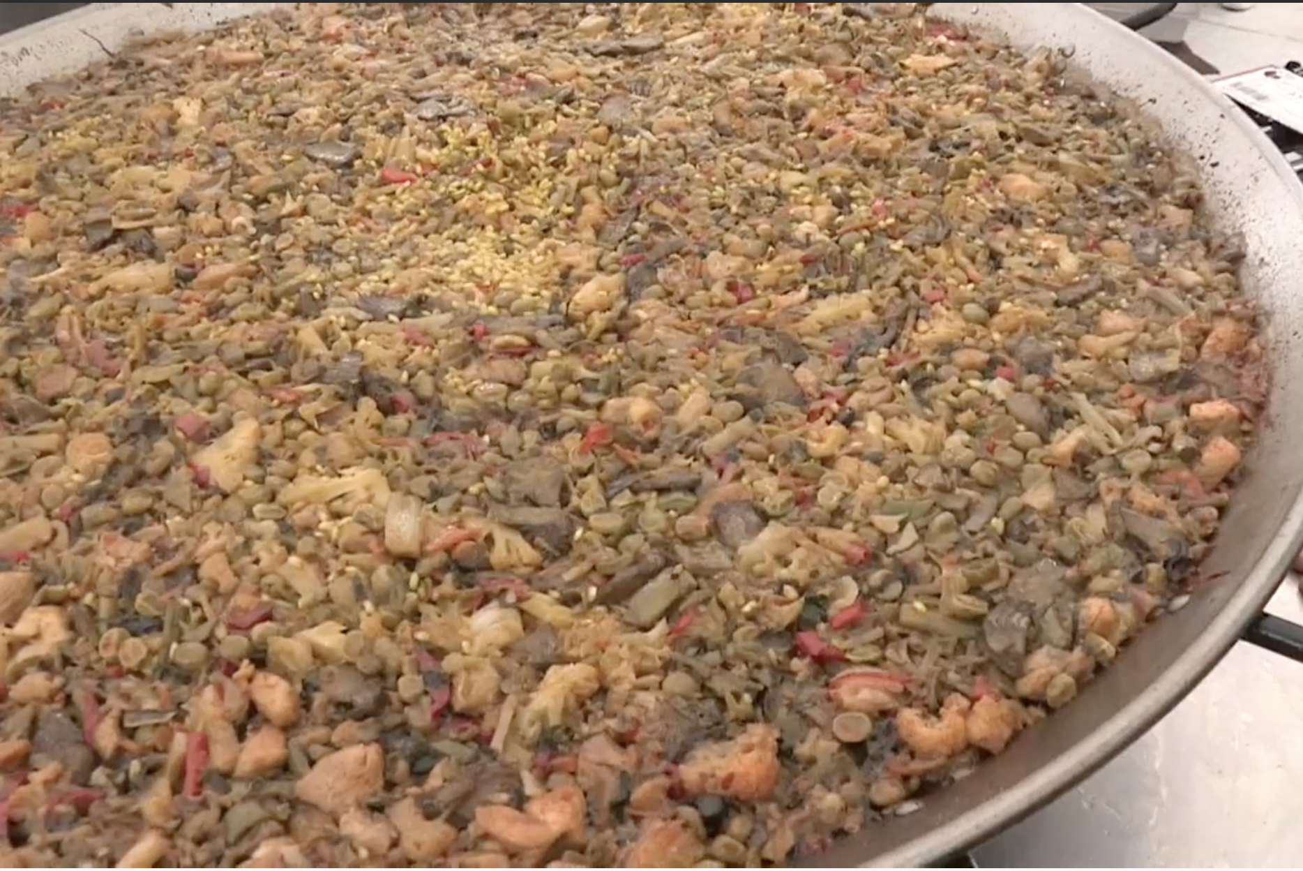 Mil 500 platos de paella gratis para celebrar el Día Mundial de la Paella
