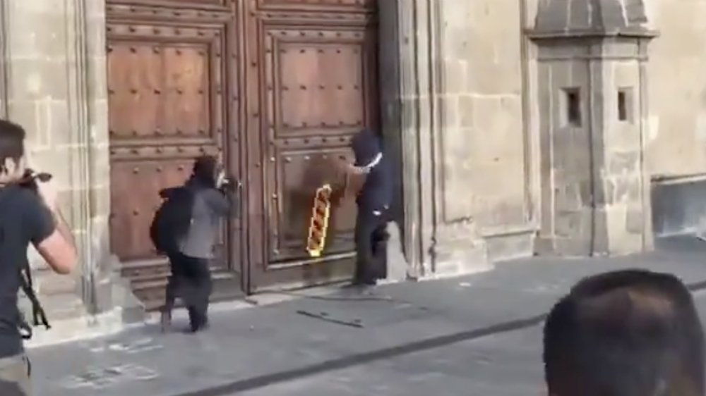 Daños a Palacio Nacional “no tienen justificación”: Conservaduría