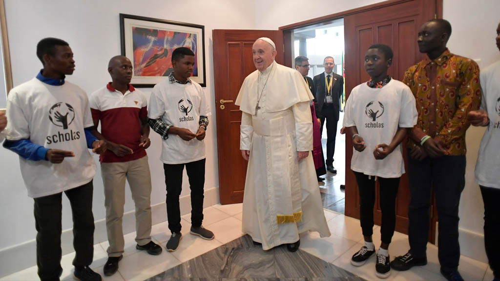 La historia de la pelota de trapo con la que jugaba el papa Francisco