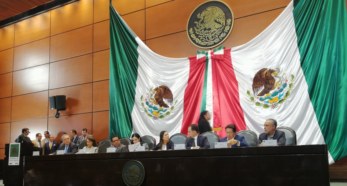 Diputados reciben el Paquete Económico 2020