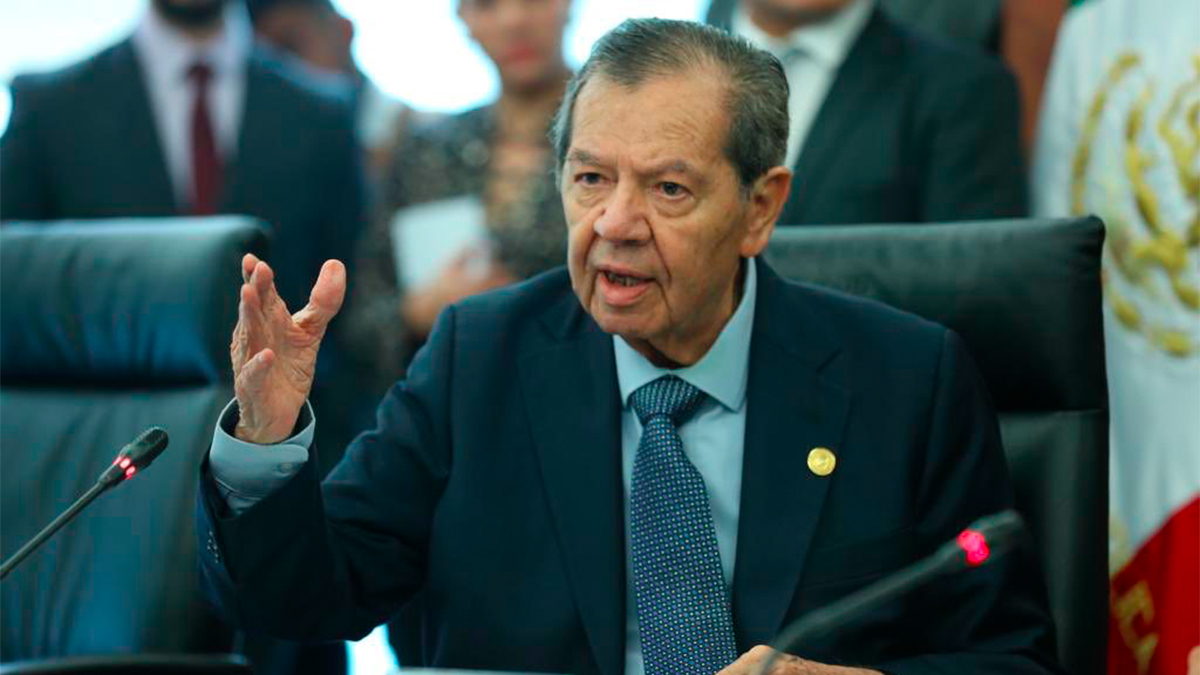 Muñoz Ledo señala corrupción y tráfico de insumos médicos para combatir COVID-19