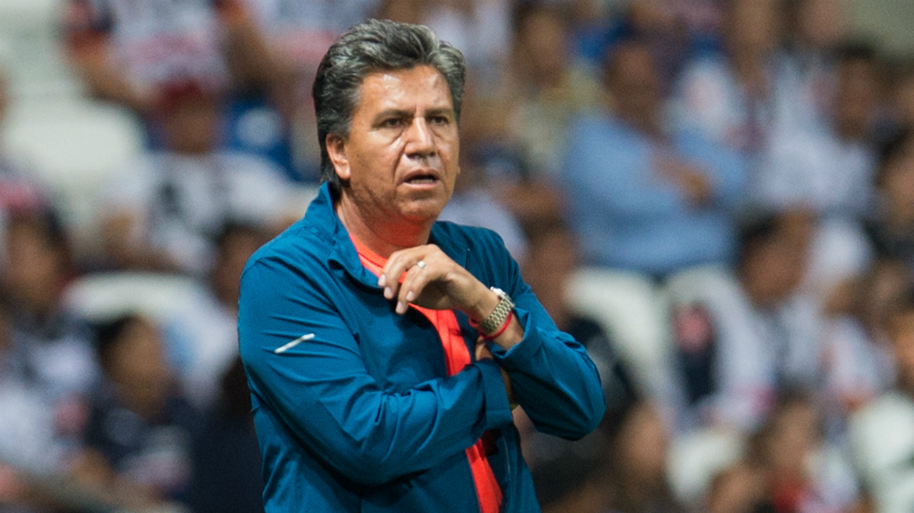 Raúl Arias se integra a los Tiburones Rojos del Veracruz