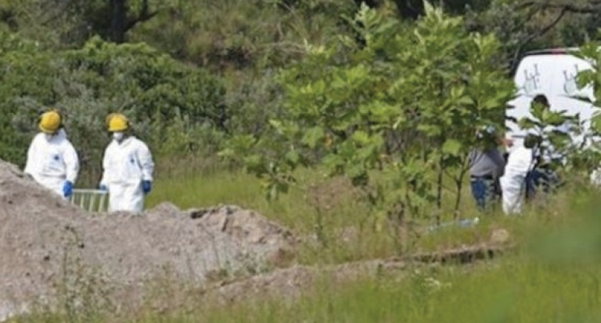 Localizan 19 bolsas con indicios de restos humanos en Jalisco