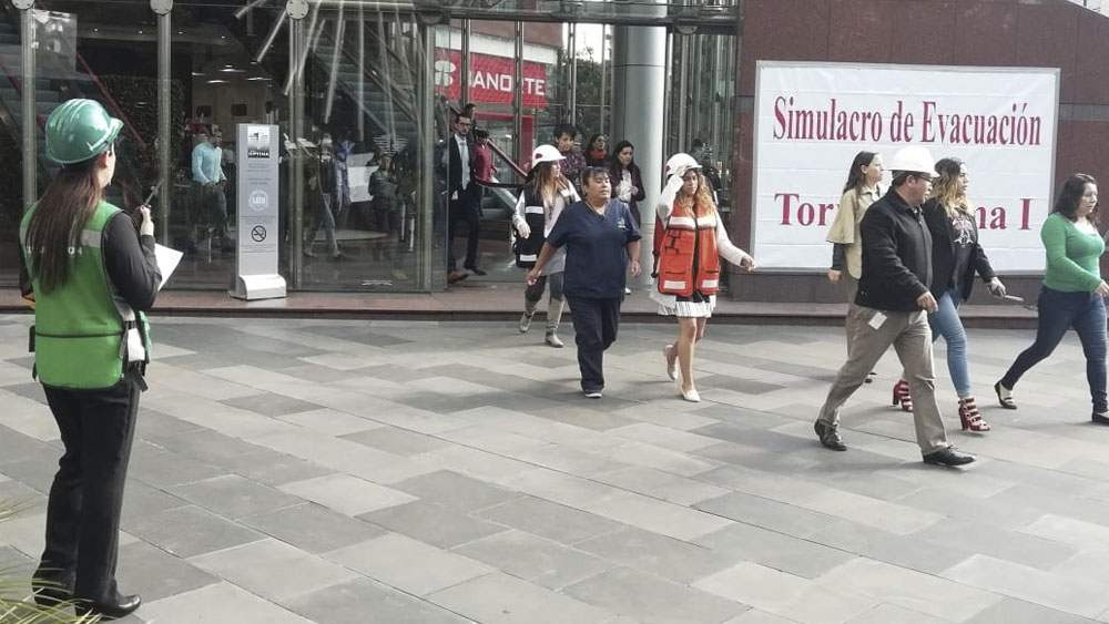 Denuncian fallas en altavoces tras Macrosimulacro